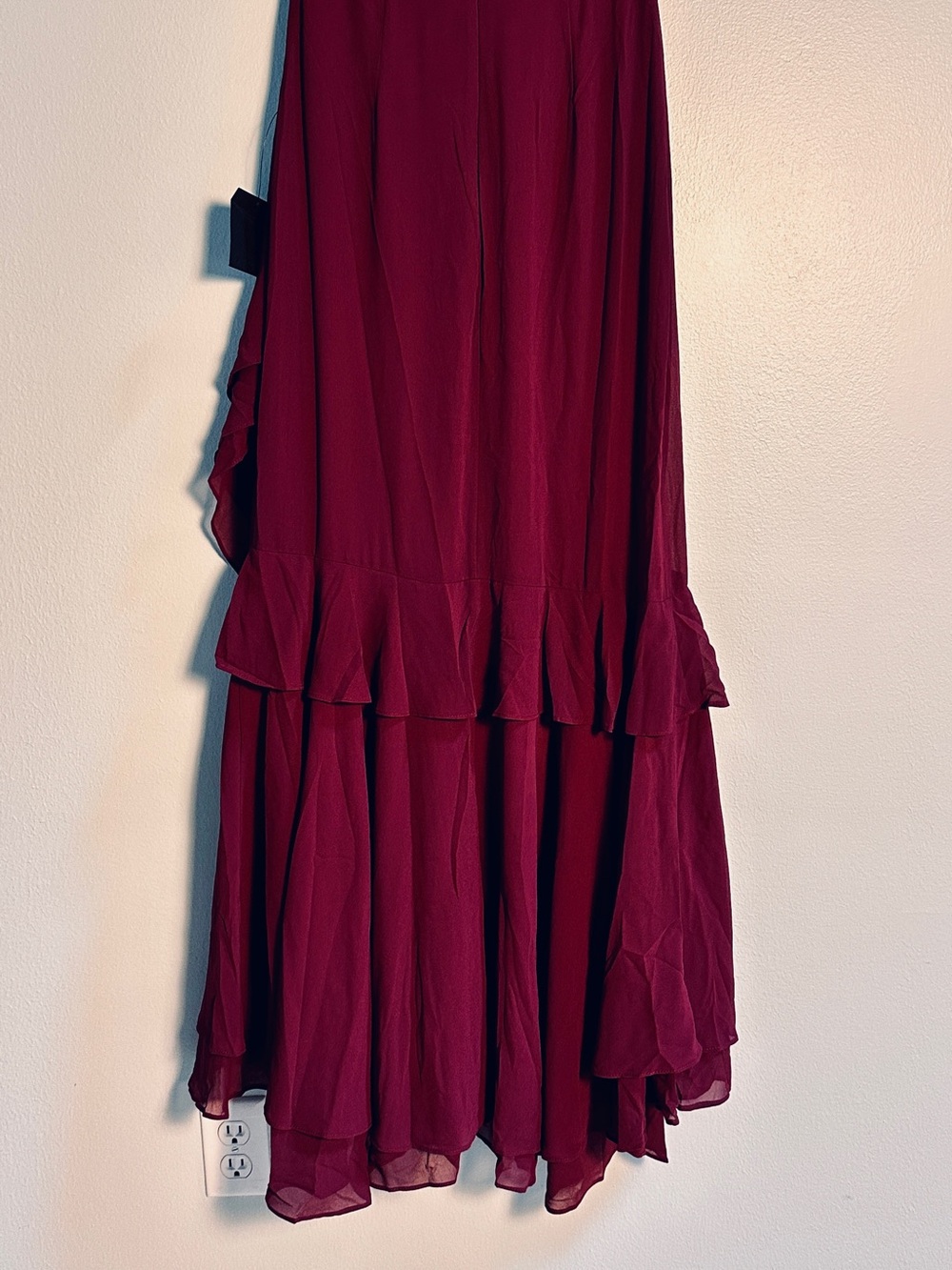 Lulu's Charming Event Burgundy Asymmetrical Ruffled Maxi Dress Small Wedding NWT - Picture 9 of 12